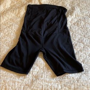 Maternity bike shorts by Isabel Maternity